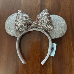 Disney Rose Gold Sequin Minnie Mouse Ear Headband